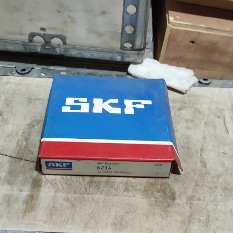 แบร์ริ่ง 6214 SKF***