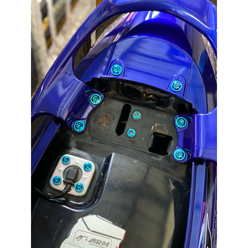 M6 TITANIUM SEAT NUT 10 อ่าน