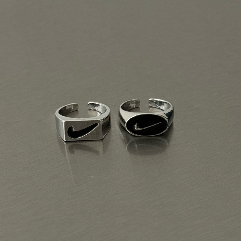 Skymed/ring NIKE ROUND LOGO VINTAGE RETRO RING/NIKE SQUARE