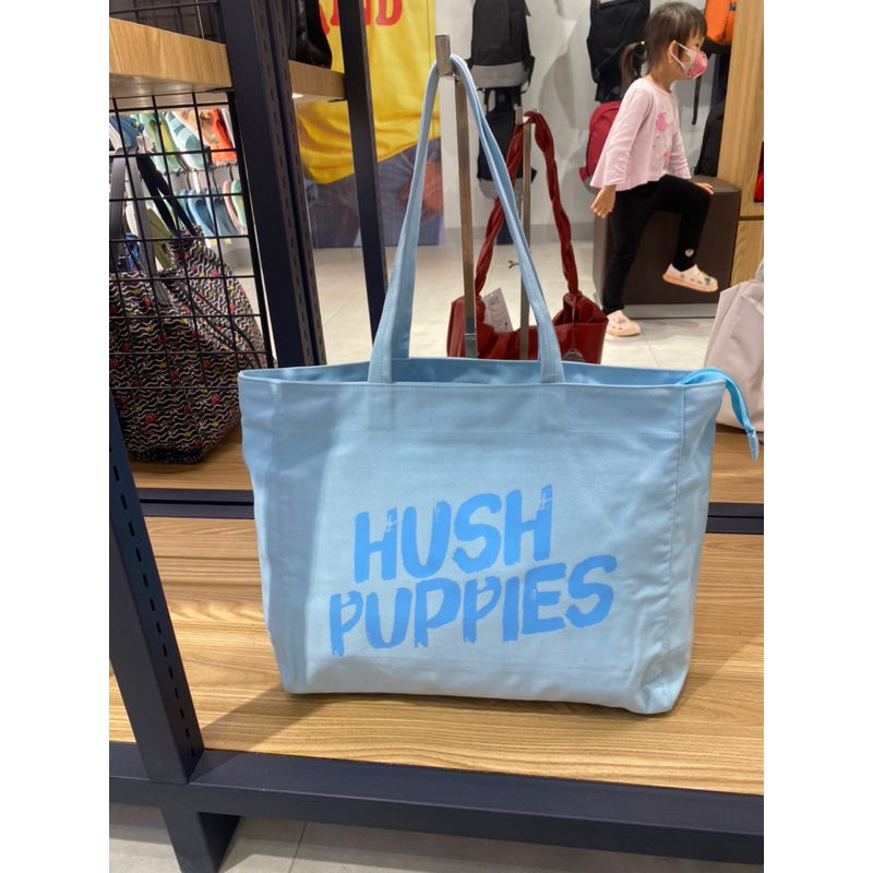 HUSH PUPPIES ใหม่ กระเป๋าโท้ท ผ้าแคนวาส ลายลูกสุนัข Hush