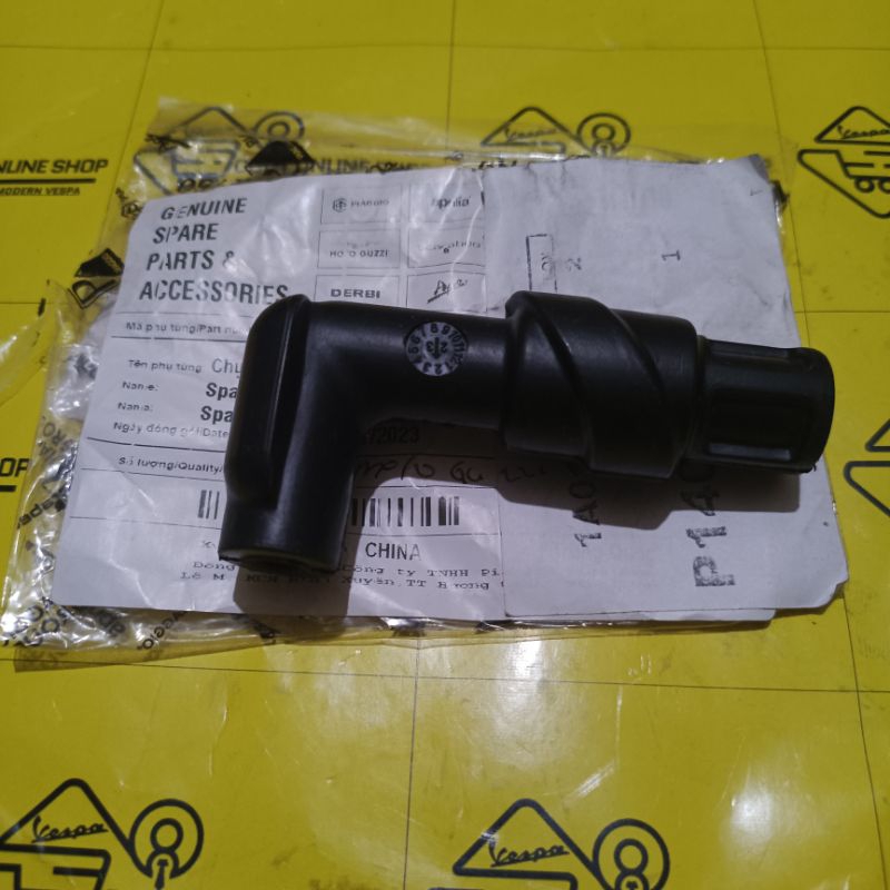 ท่อหัวเทียน / ฝาหัวเทียน Motto Guzz