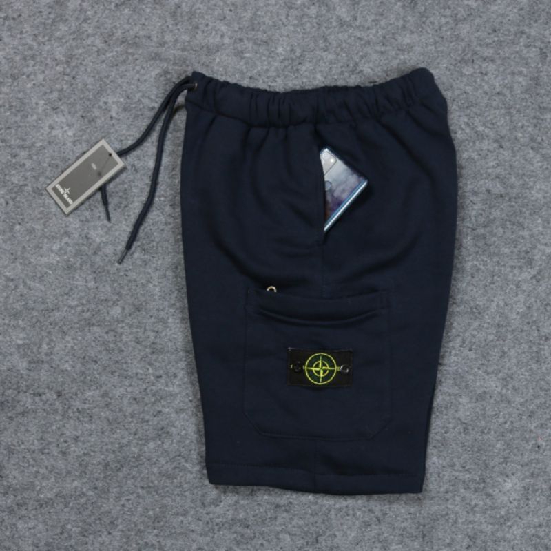 กางเกงขาสั้นผู้ชาย Stone Island Navy & Label