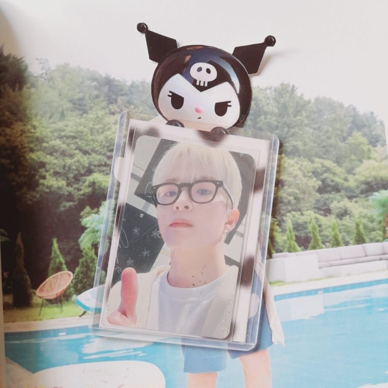 Toploader binder filler