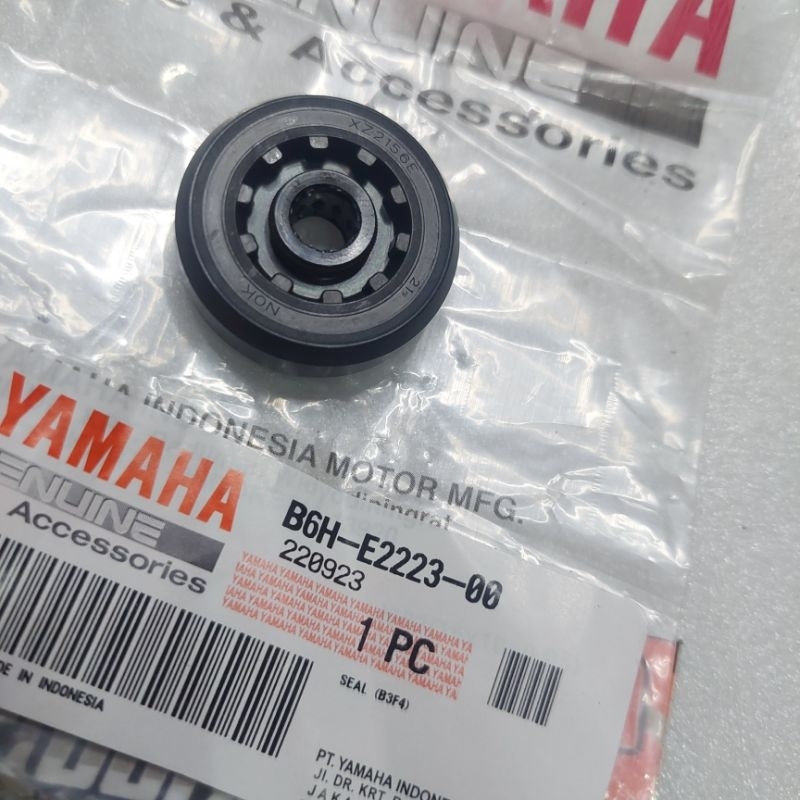 ปั้มน้ําซีล New nmax lexi 125 original yamaha b6h e2223 00