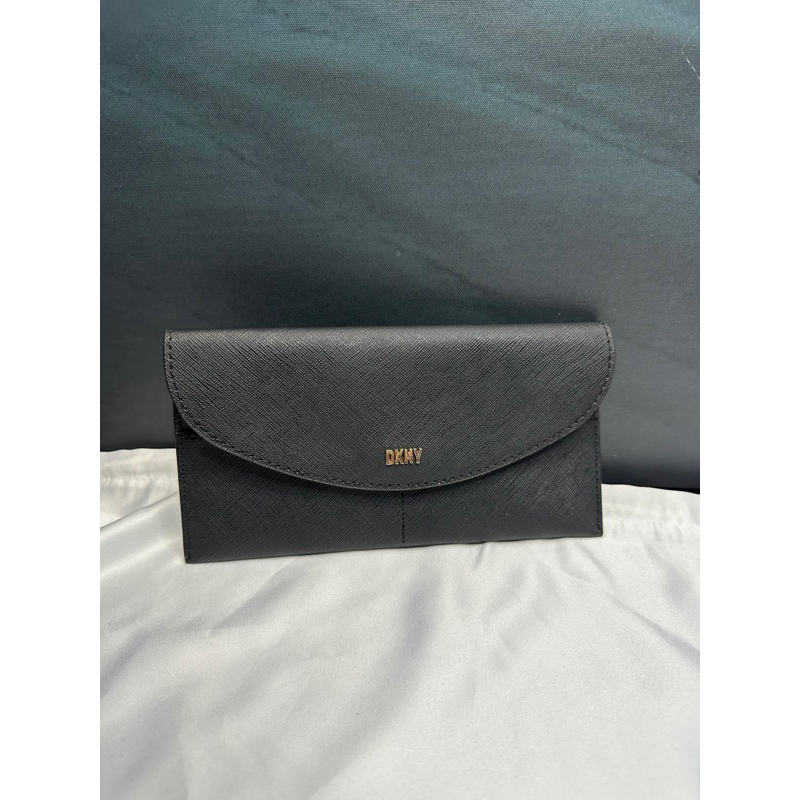 กระเป๋าสตางค์ใบยาว DKNY (แยก)