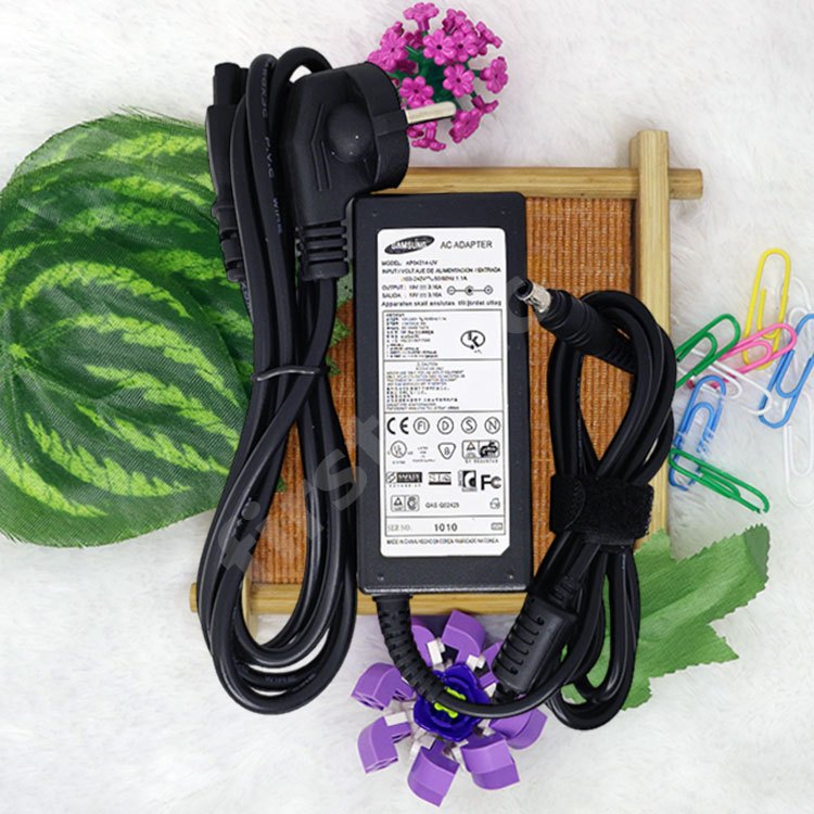 Samsung NP300E4AI NP300E43 NP300E4X NP300E4C 19V 3.16A แล็ปท็อปอะแดปเตอร์ชาร์จใหม่