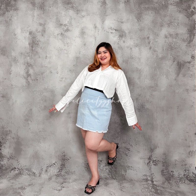 เสื้อ AMELIA********