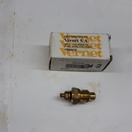 สวิตช์ปั๊มน้ํา Peugeot 505