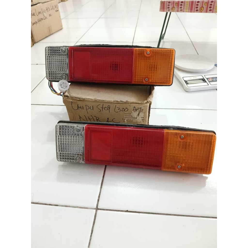 STOP LAMP/STOP LAMP L300 IRON FRAME (NH3)