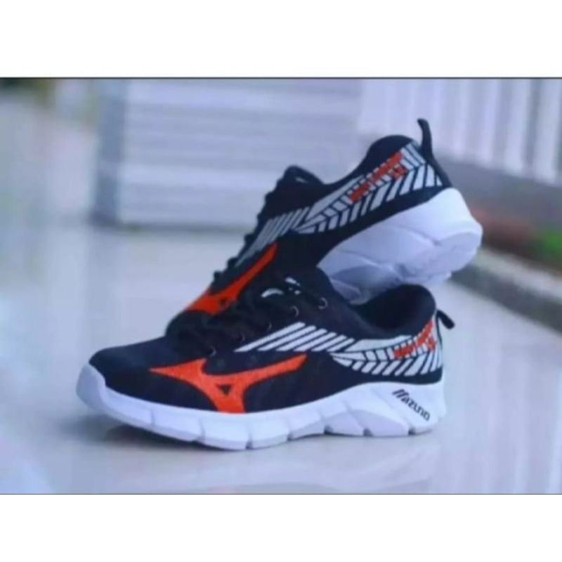 MIZUNO มิซูโน่ รองเท้าวิ่งจ็อกกิ้งสําหรับผู้ชายและผู้หญิง