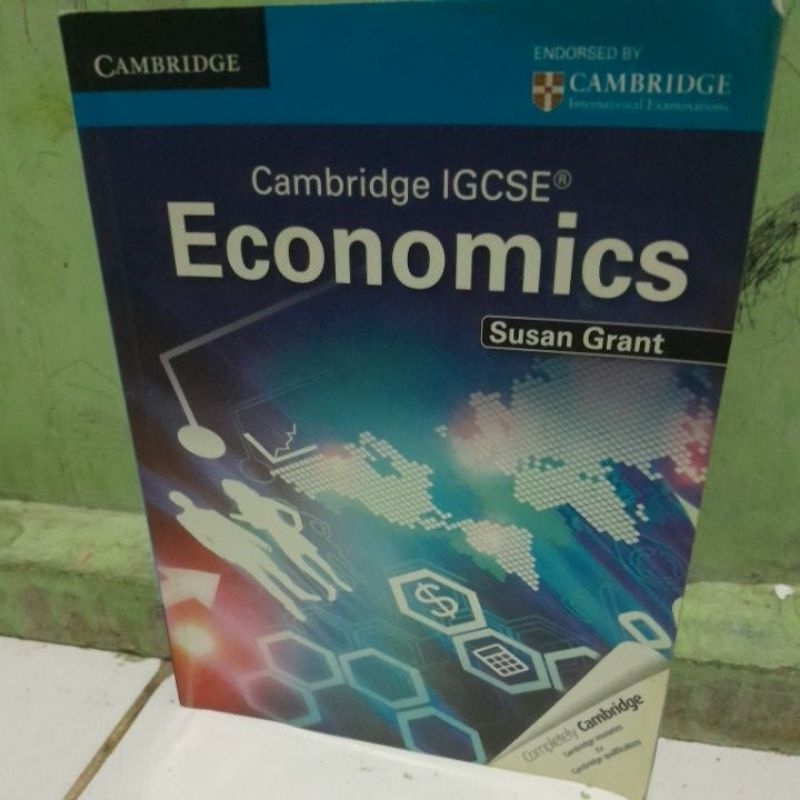 หนังสือเศรษฐศาสตร ์ Cambridge IGCSE