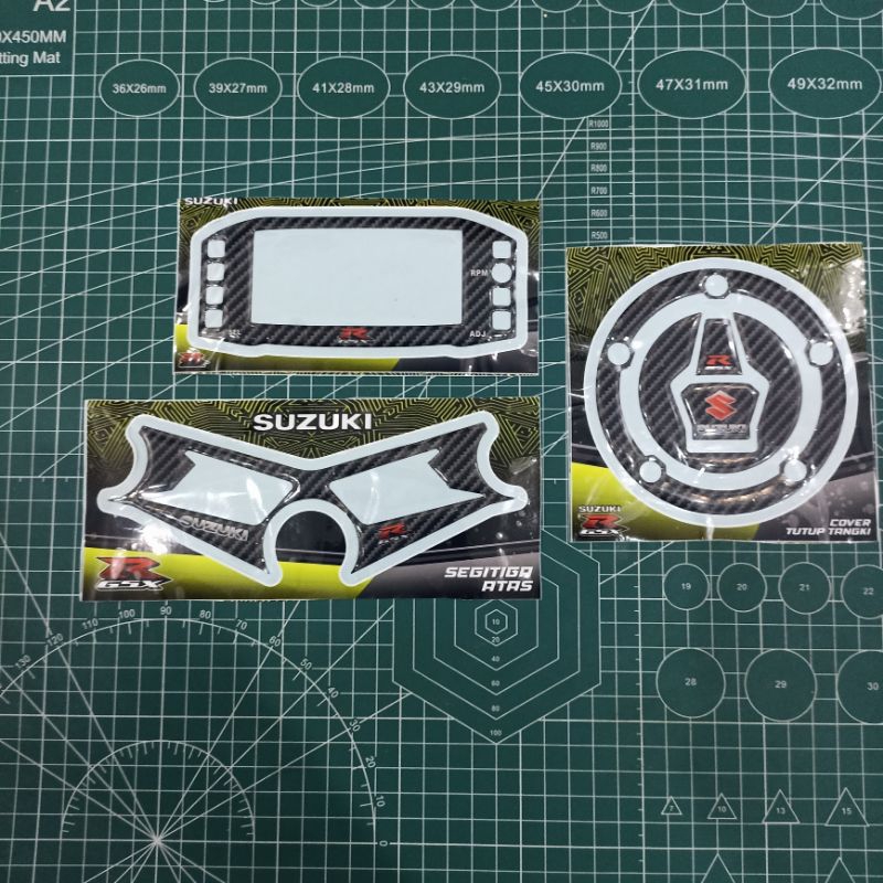 เครื่องหมายนูน Suzuki gsx 150 สติ๊กเกอร์สามเหลี่ยมนูน spido และแถบถัง gsx150 r