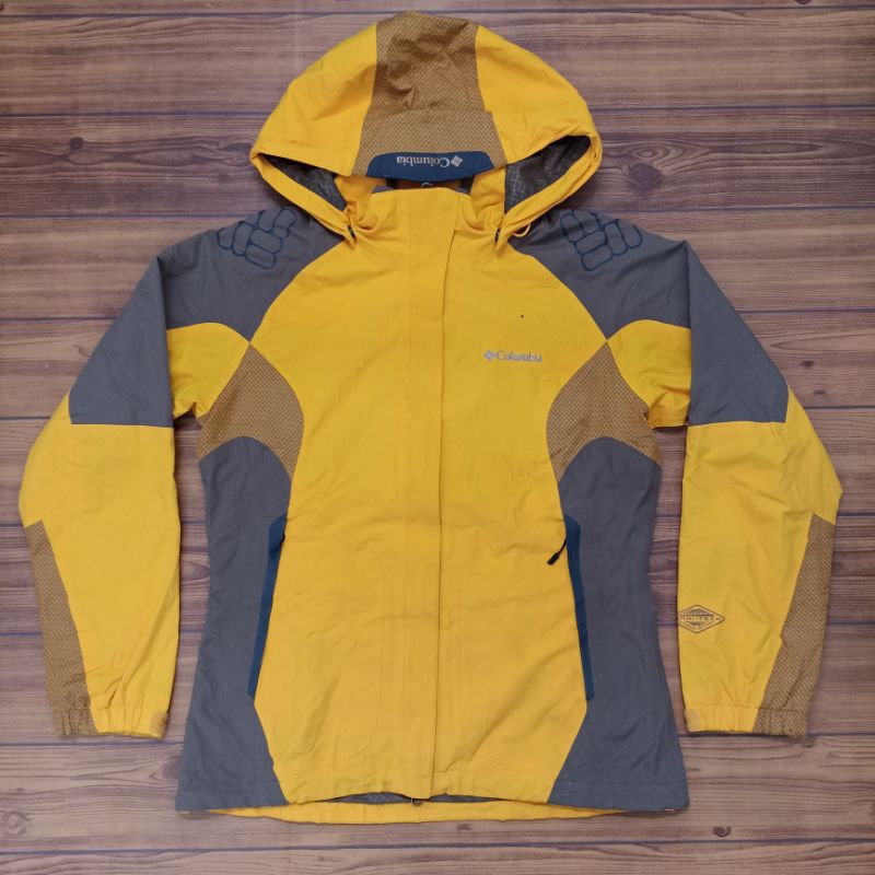 Outdoor Jacket Columbia Omnitech Second Original Yellow ไซส์ M