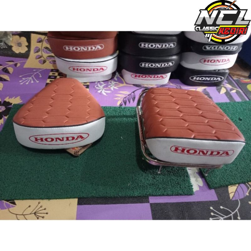 Putih ที่นั่งแยก HONDA C70 C50 สีน้ําตาลขาว