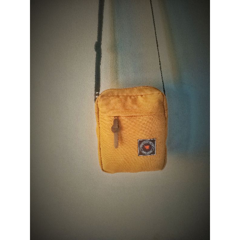 Kenzie CAMPING SLING BAG