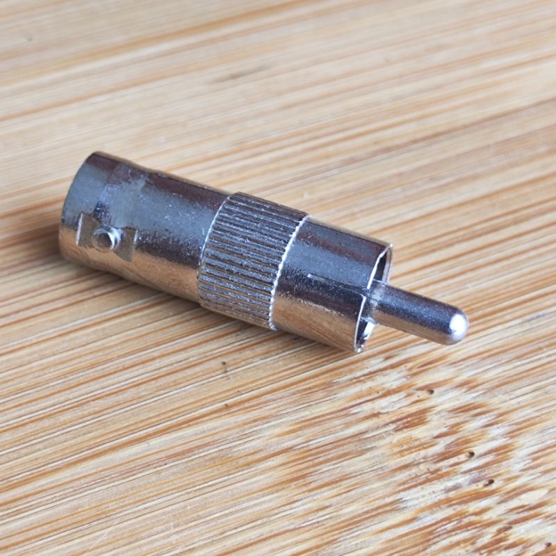 ขั้วต่อ RCA / ขั้วต่อ BNC ตัวเมียเป็น RCA