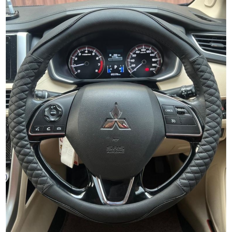 VIRAL STEERING WHEEL COVER, รุ่น LATEST, PREMIUM LEATHER MATERIAL, ฝาครอบรถ, P MATERIAL