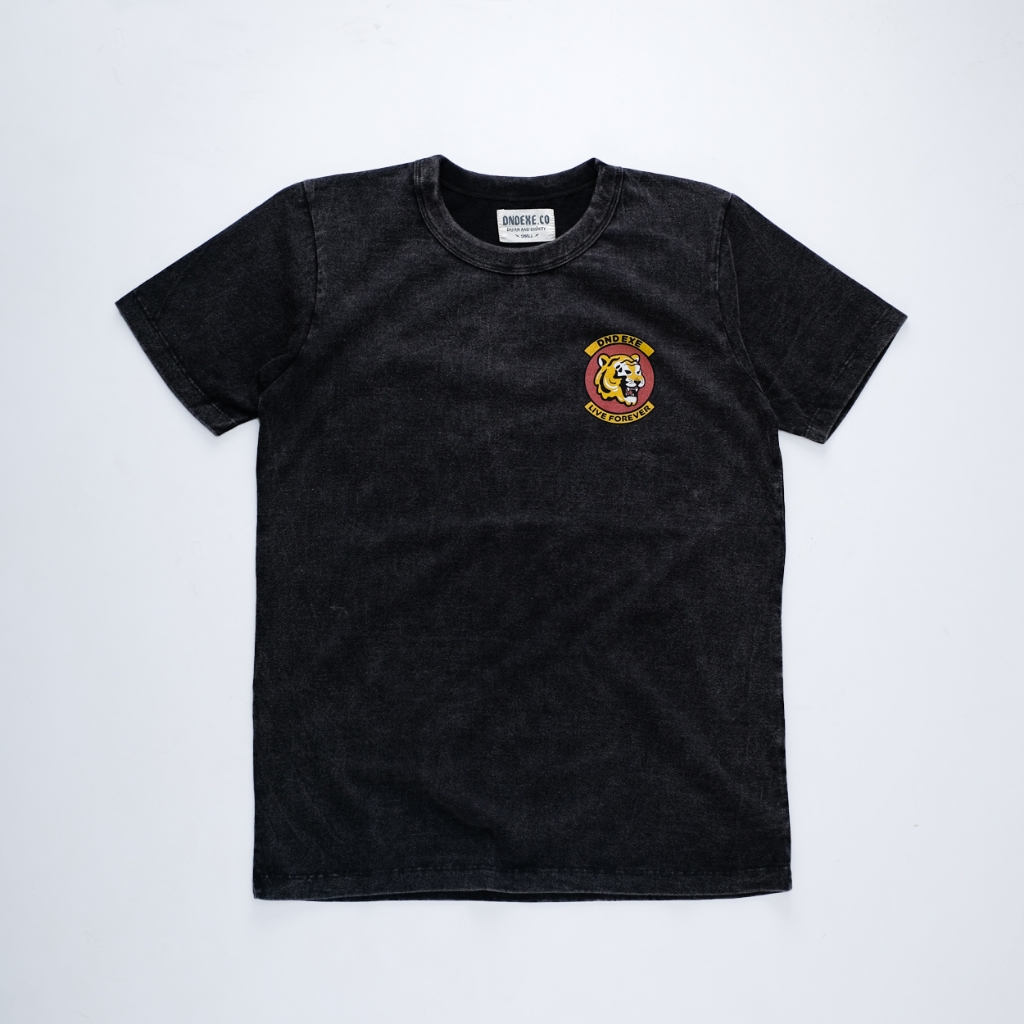 DND EXE เสื้อยืดผู้ชาย Badge DND