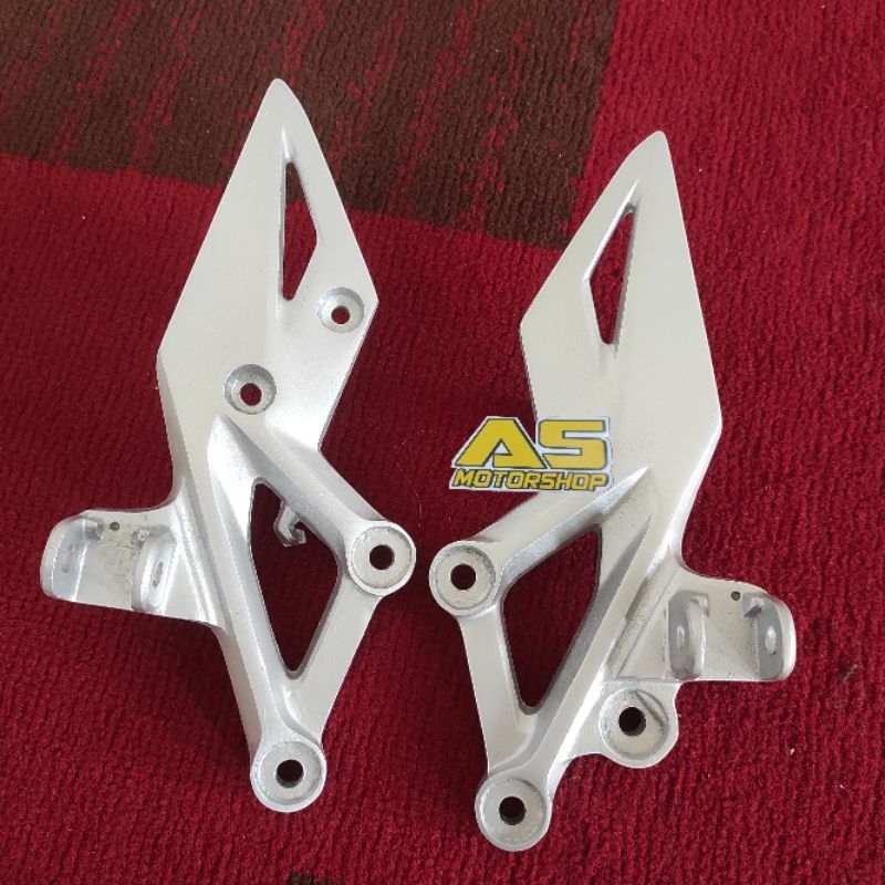 พักเท้าหน้า CBR 150R K45 พักเท้าหน้า CBR, CB 150 R