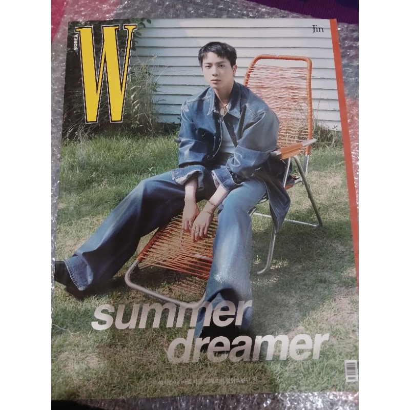 นิตยสาร WKorea จิน**