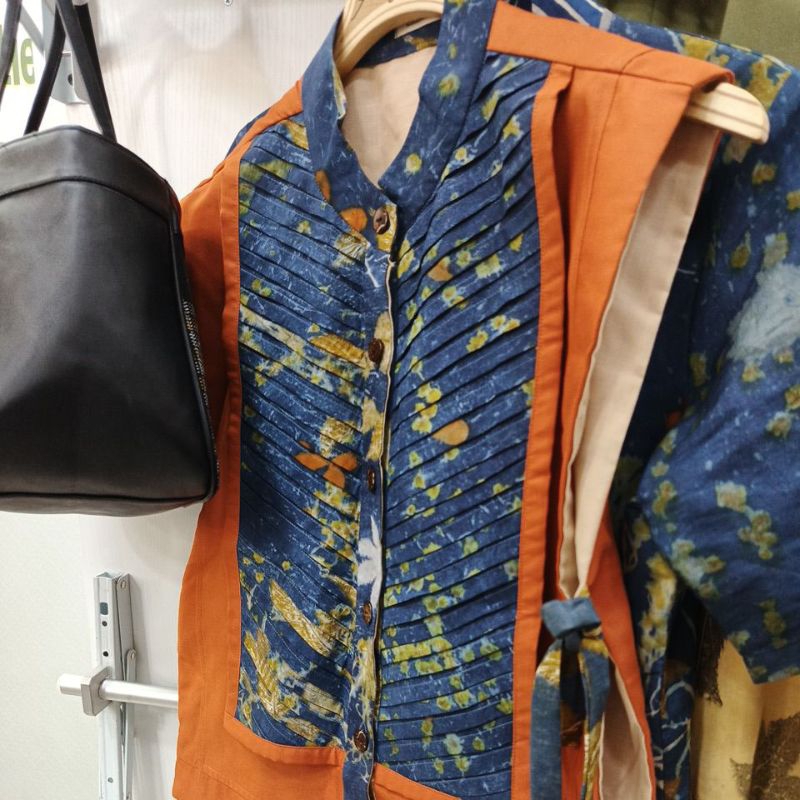 เสื้อแขนกุดลาย Eco-print SLEeveness Vest