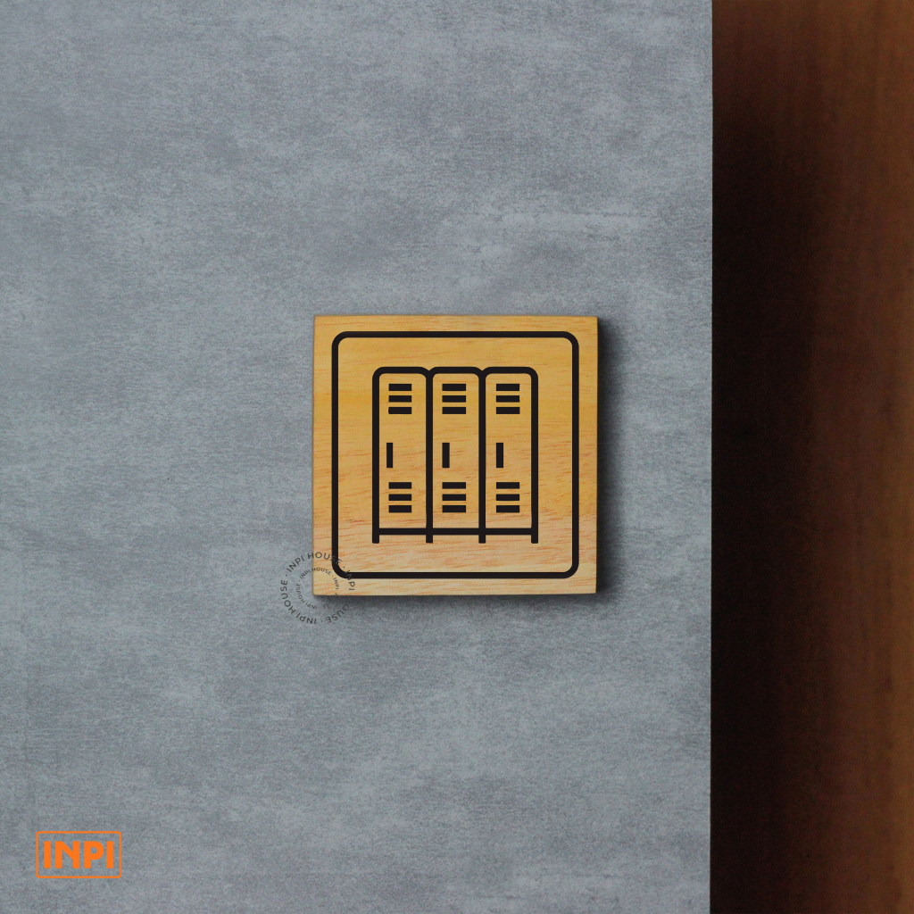 INPI HOUSE Signage Locker Room - กระดานป้ายห้องเก็บของ - ไม้