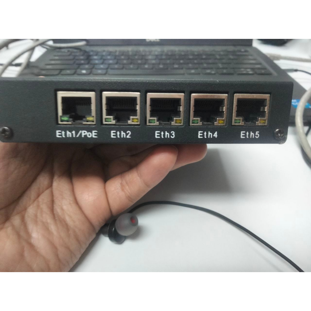 Mikrotik RB450G วินาที