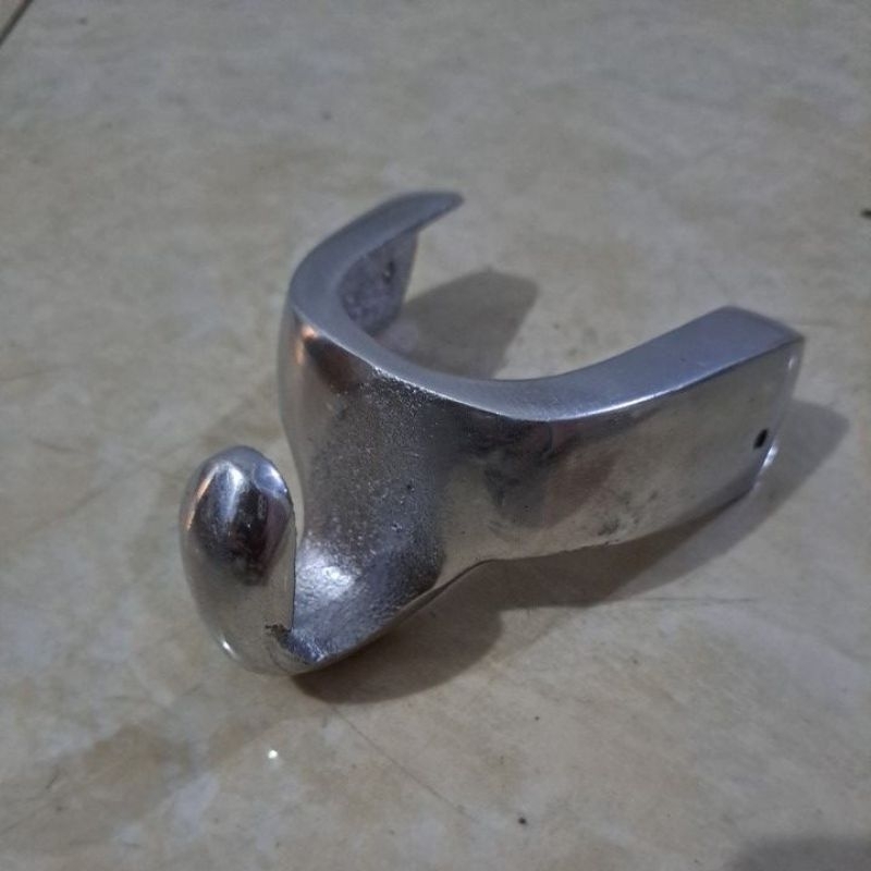 หมวกกันน็อค GANTUNGAN HANGERS/VESPA ITEMS OUTER รุ่น