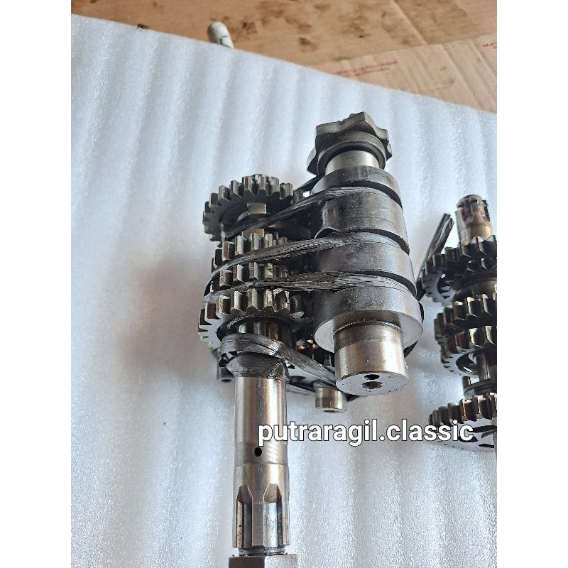 GEARBOX RATIO GARDAN RATIO TRANSMISION RATIO SUZUKI SATRIA FU 150 FASELIFT ORIGINAL PNP SATRIA 150 ค