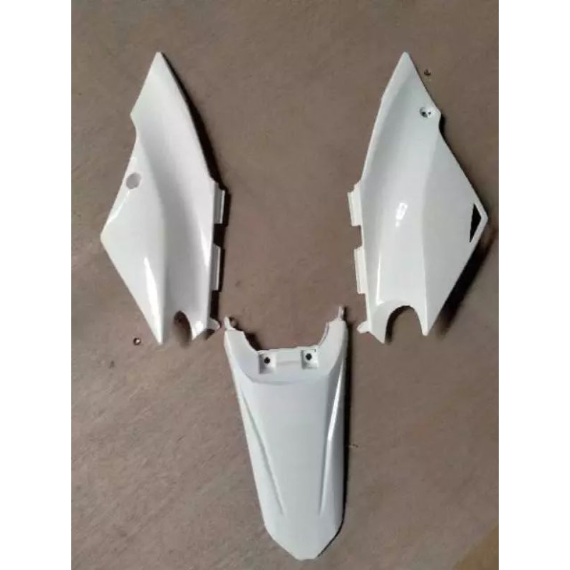 ฝาครอบตัวถัง KLX 150 bf และบังโคลนหลัง KLX BF แบบสั้น ชุดบอดี้หลัง KLX 150 bf