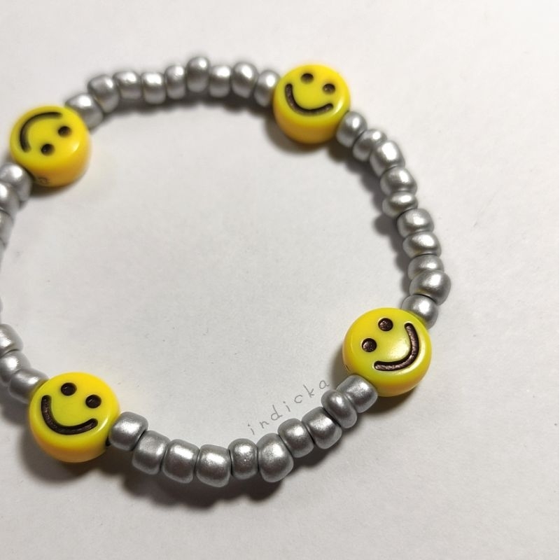 Smile Smile Smile Smiley Face น่ารัก Kpop เกาหลี Idol Cool สร้อยข้อมือลูกปัดสร้อยข้อมือเงิน