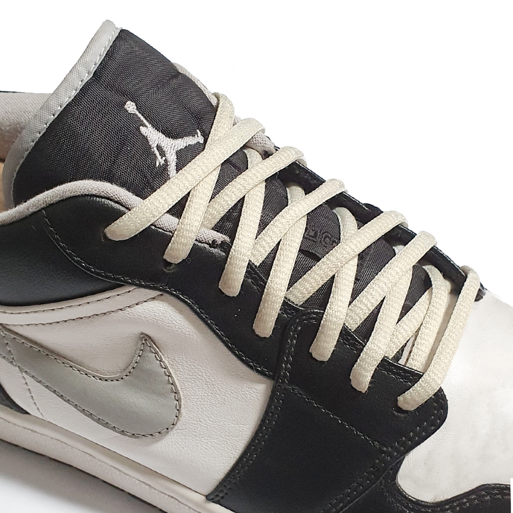 Putih Mr Shoelaces OP03 Bone White (กระดูกสีขาว) เชือกผูกรองเท้าโพลีเอสเตอร์ ทรงวงรี 5 มม. - ความยาวสาย 80 ซม. 90 ซม. 100 ซม. 120 ซม. 130 ซม. 150 ซม. 180 ซม. 200 ซม. สําหรับเชือกผูกรองเท้ากีฬา - เชือกผูกรองเท้าพรีเมี่ยม
