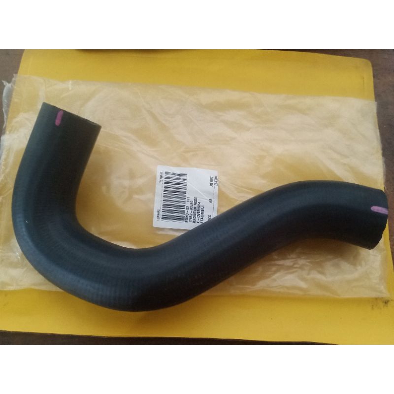 ท่อหม้อน้ํา Suzuki Sx4 X Over Upper 17582-80JA0