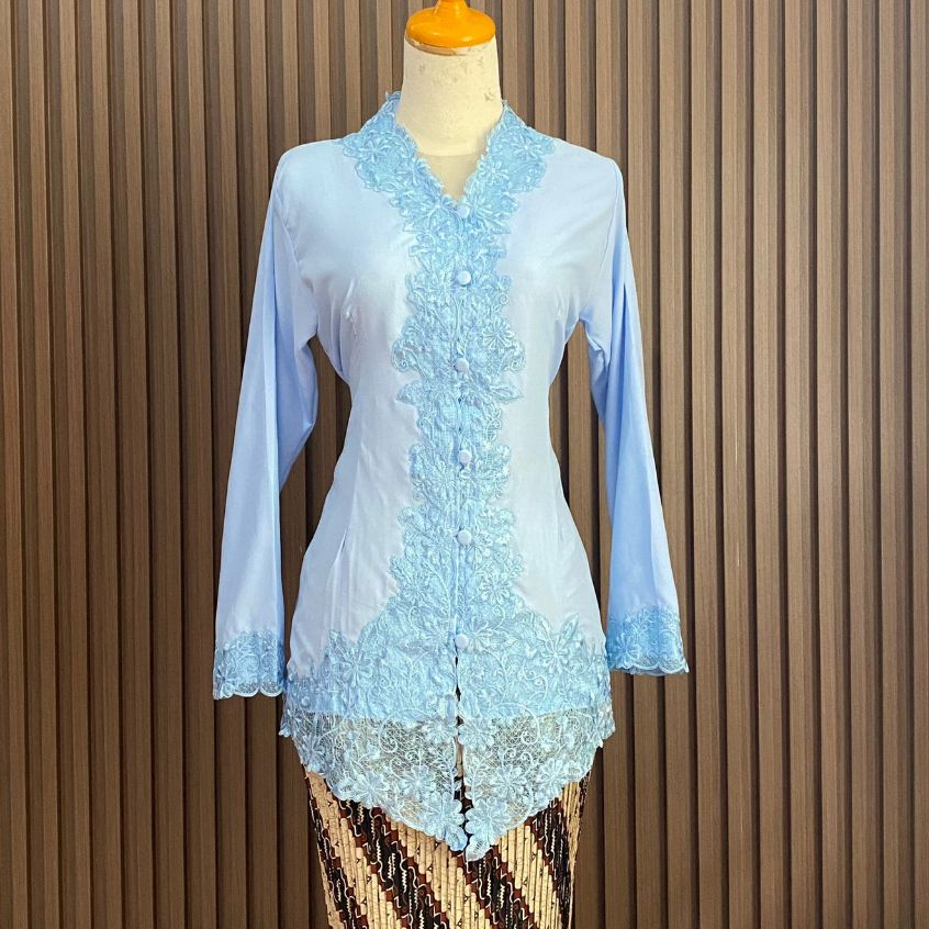 Katun Kebaya เย็บปักถักร้อยการจับคู่แขนยาวสีล่าสุด Micro Cotton เย็บปักถักร้อย Aster ดอกไม้