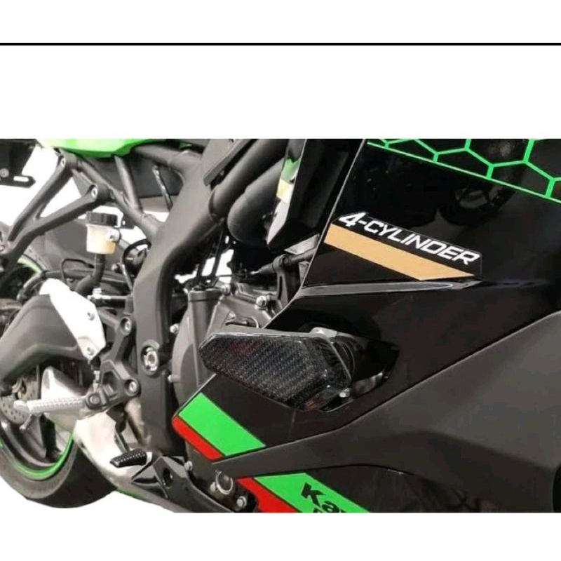 ฝาครอบกรอบ Slider Guard Fairing Protector ZX25R ZX 25R ฝาครอบคาร์บอนกรอบ Slider zx25r ZX 25r