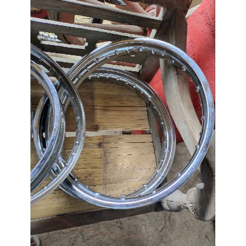 ขอบ18นิ้ว17นิ้วคละมือสอง