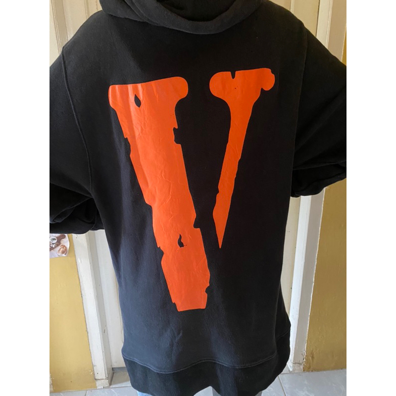 Vlone มือสอง********