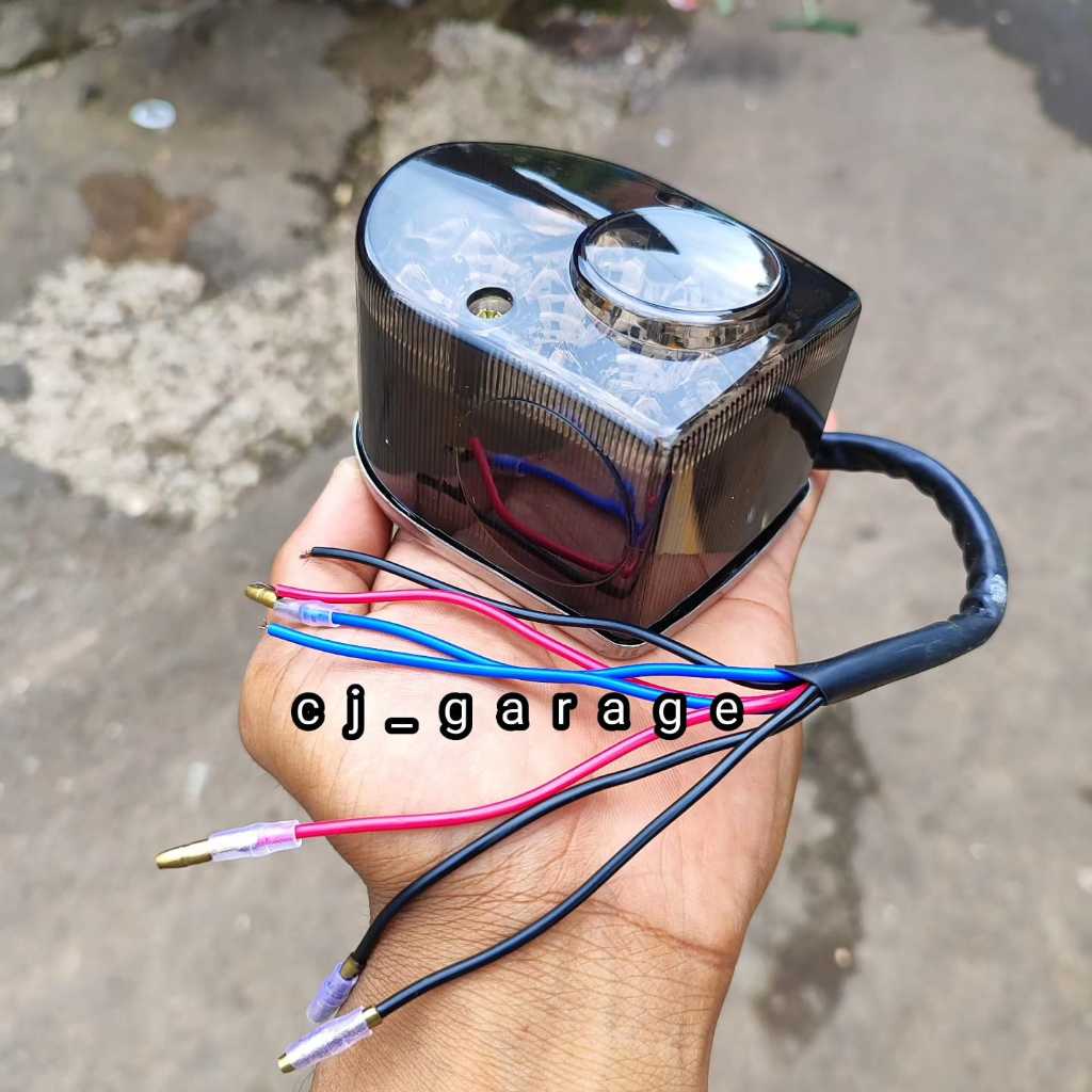 Honda c70 LED SMOKE โคมไฟหยุดหลัง c 70 โคมไฟหยุดหลัง LED 12 ไฟคุณภาพดี