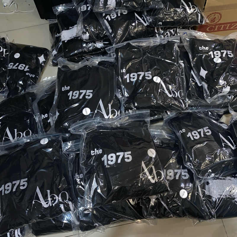 เสื้อฮู้ด 1975******