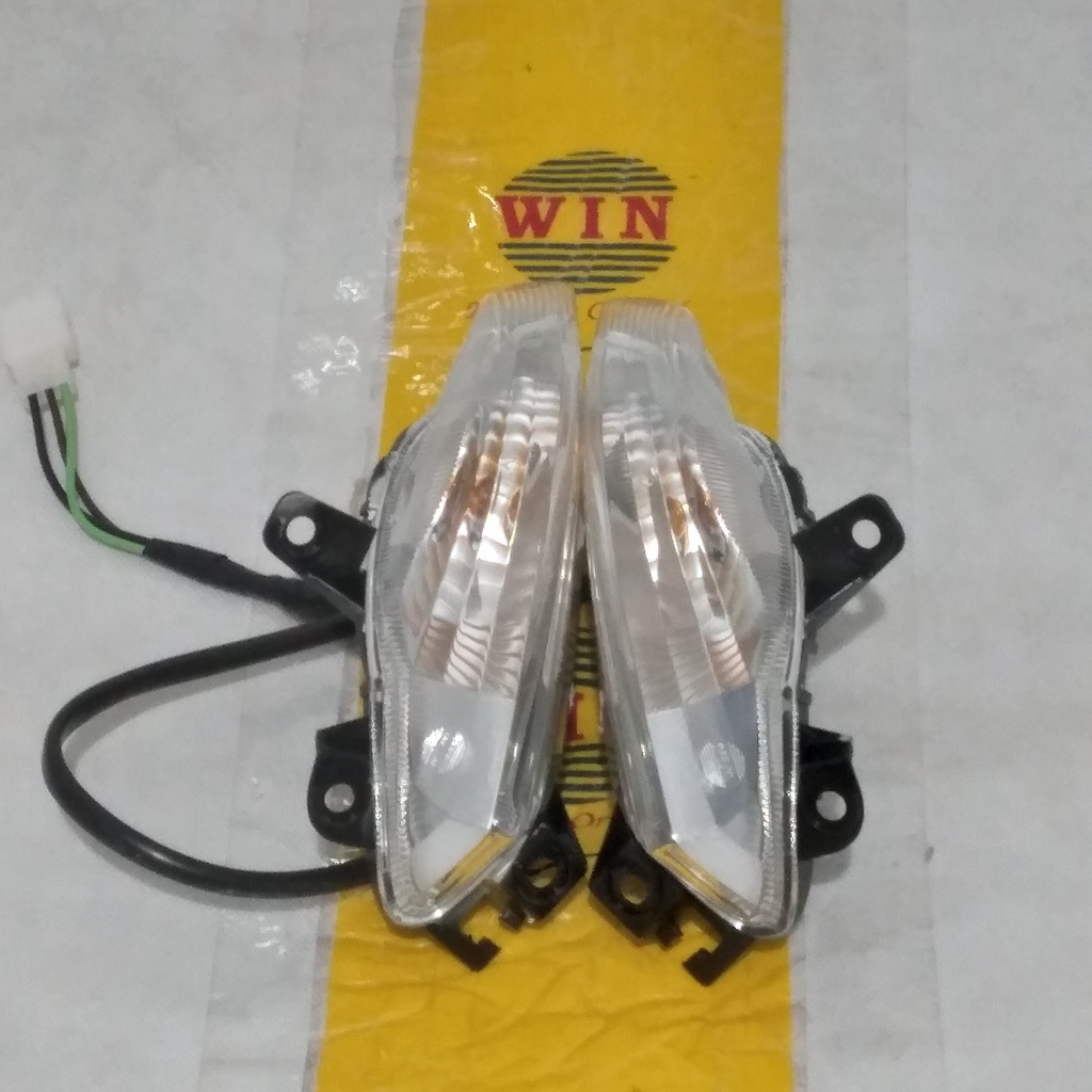 01-D25-01-005-00AA Yamaha Vega ZR ไฟเลี้ยวหน้า Assy WIN