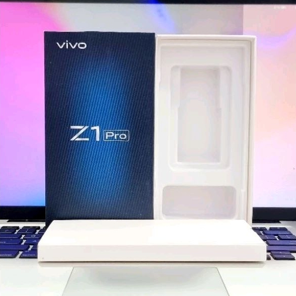 กล่อง Vivo Z1 Pro***