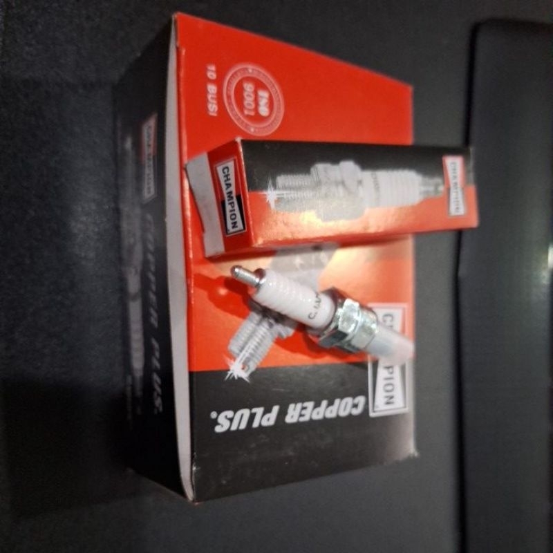 Z9Y CHAMPION GRAND SPARK PLUG (PER 10PC)