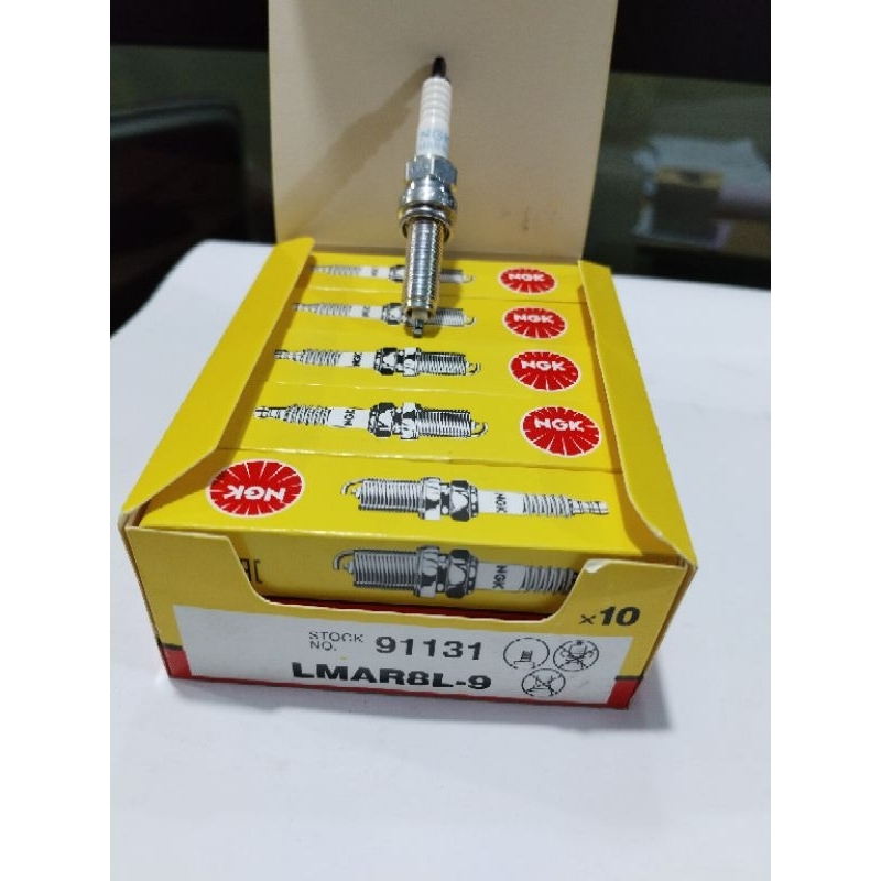 NGK PCX 160 VARIO 160 LMAR8L-9 SPARK PLUG... 1 กล่อง บรรจุ 10 ชิ้น