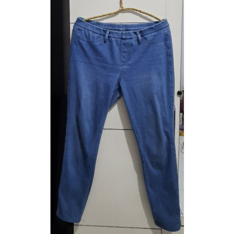 Preloved - กางเกงขายาว Lativ jeggings