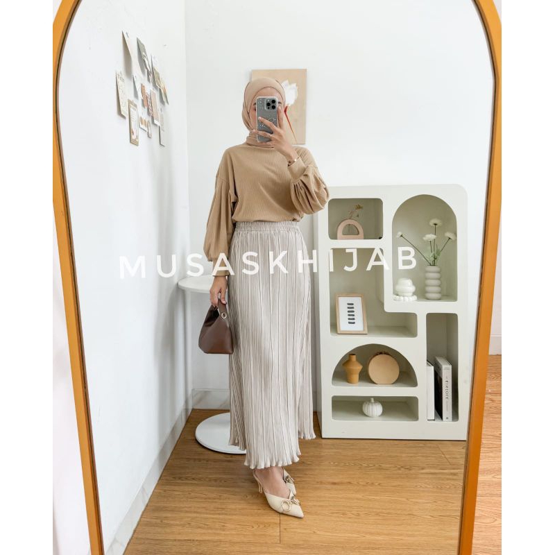 Centi WAVY UMBRELLA PLISKET SKIRT / WAVY UMBRELLA PLISKET SKIRT / CODE 036