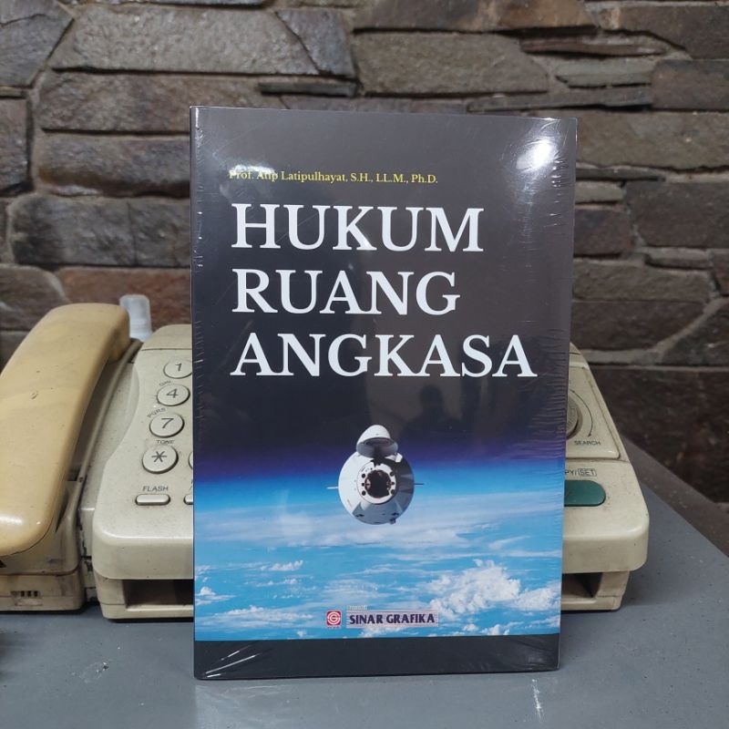 กฎหมายอวกาศ Atip lativeulyat SINAR GRAPHICS