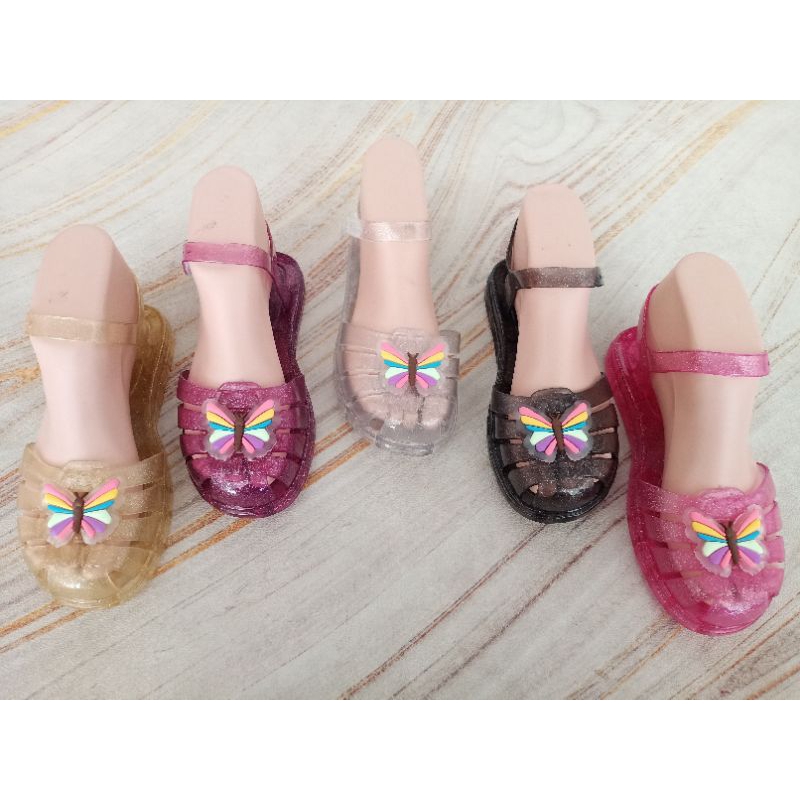 Obsessed Butterfly Possession สําหรับเด็กและวัยรุ่น (24-35)