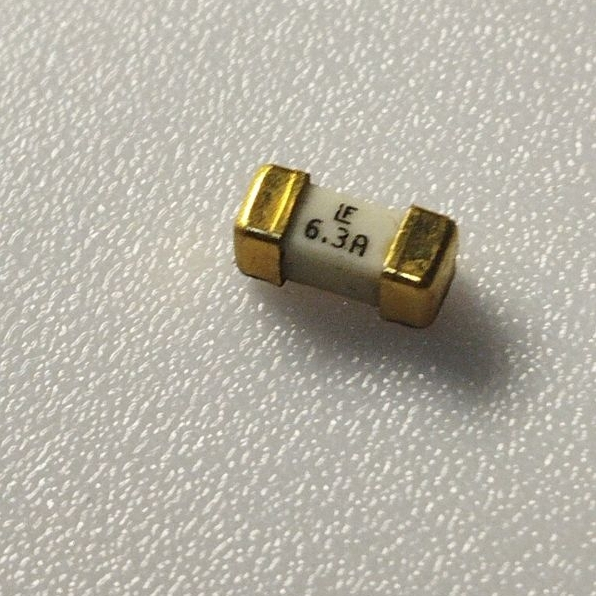 ฟิวส์ SMD LF 6.3A***