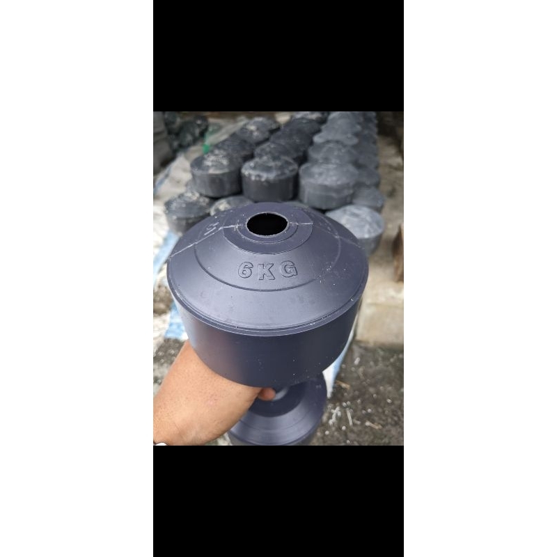 EMPTY 6 KG DUMBELL**