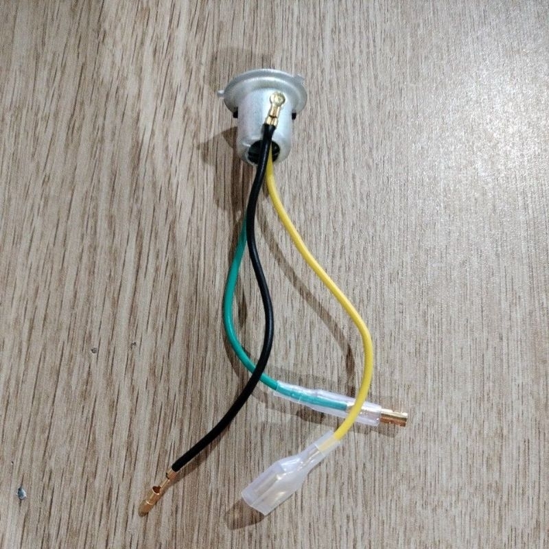 Yamaha Mio J M3 Vega R ZR Jupiter F1ZR ซ็อกเก็ตฟิตติ้งไฟหน้า 1 ชิ้น/ชิ้น